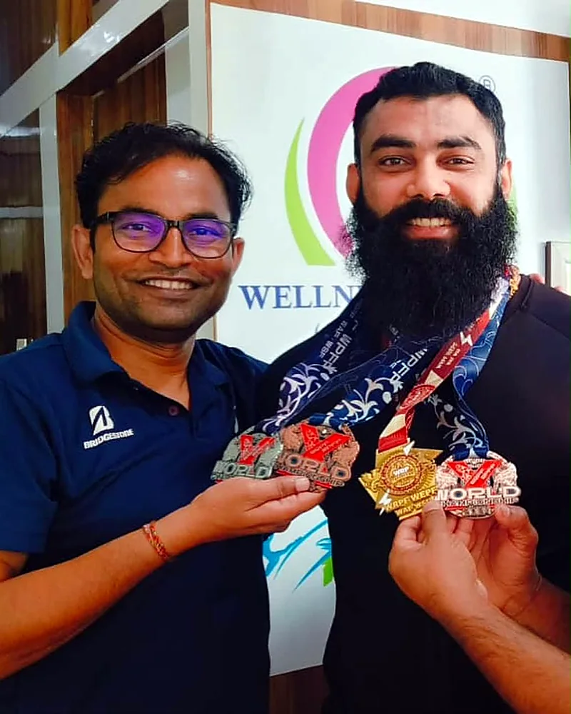 A client with the Wellness Sports Inc team